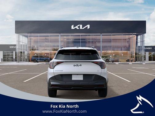 Snow White Pearl 2026 Kia Sportage X-Line