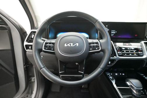 Wolf Gray 2023 Kia Sorento SX