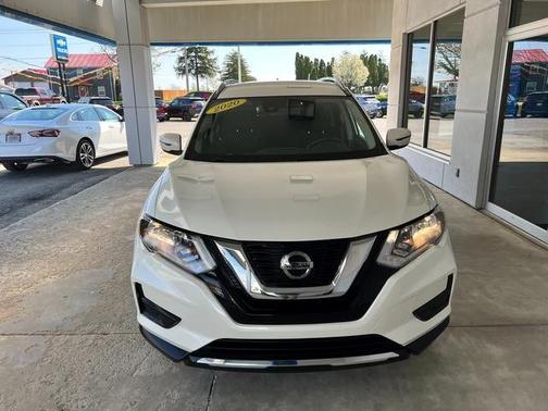 2020 Nissan Rogue SV