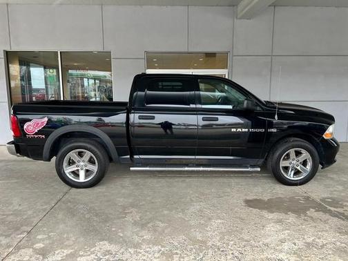 2012 RAM 1500 ST