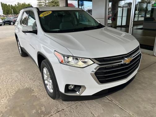 2020 Chevrolet Traverse LT Cloth