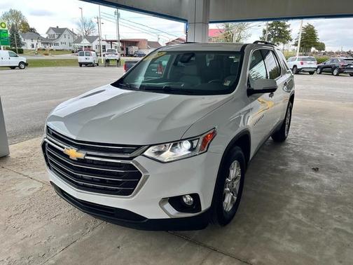 2020 Chevrolet Traverse LT Cloth