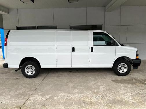 2021 Chevrolet Express 2500 Work Van