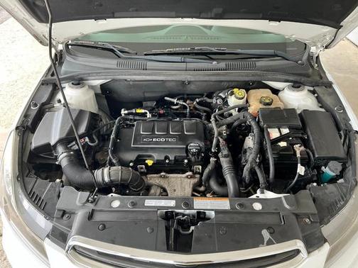 2015 Chevrolet Cruze 1LT