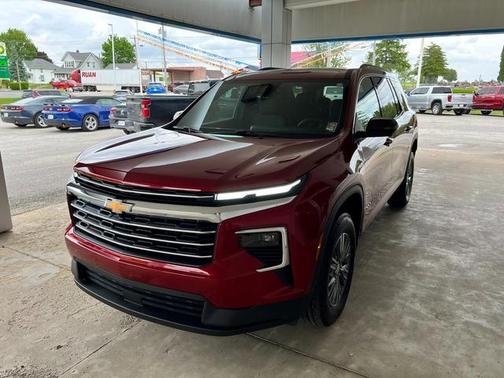 2025 Chevrolet Traverse LT