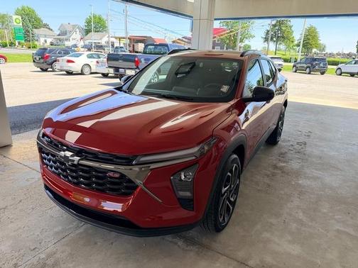 Red 2026 Chevrolet Trax 2RS