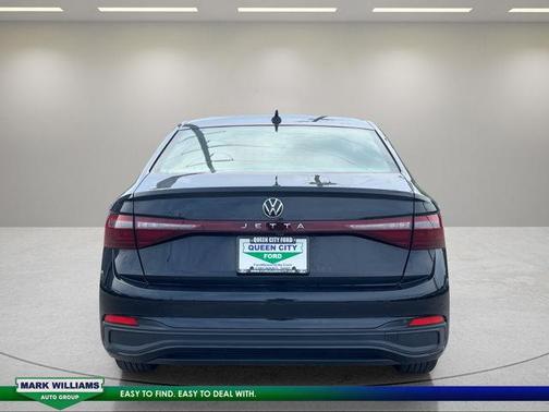 Deep Black Pearl Effect 2025 Volkswagen Jetta 1.5T Sport