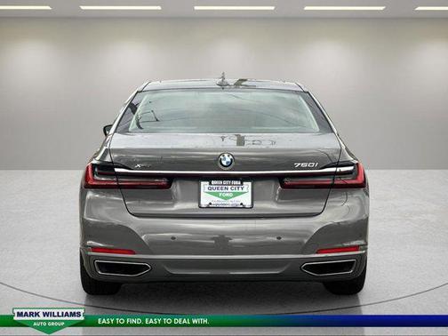 2022 BMW 750 i xDrive
