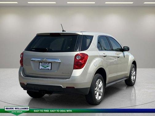 Champagne Silver 2014 Chevrolet Equinox LS