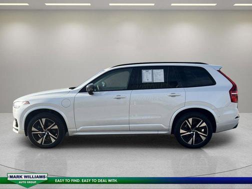 2023 Volvo XC90 Recharge Plug-In Hybrid T8 Plus Dark Theme 7-Seater