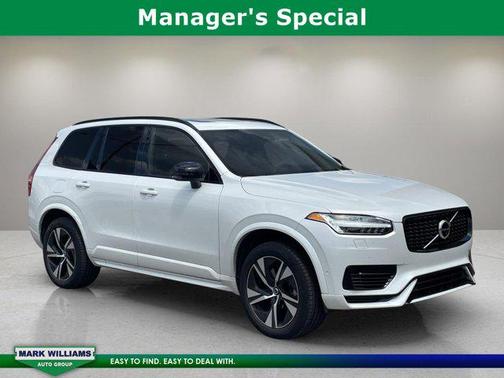 2023 Volvo XC90 Recharge Plug-In Hybrid T8 Plus Dark Theme 7-Seater