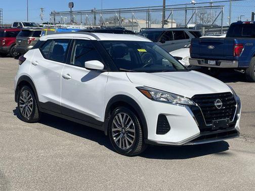 2023 Nissan Kicks SV