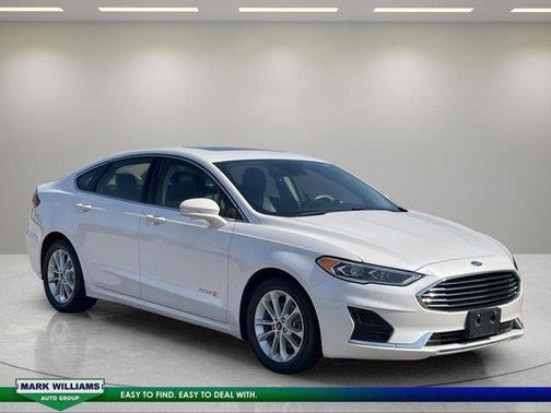 White 2019 Ford Fusion Hybrid SEL