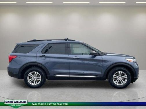 Blue 2021 Ford Explorer XLT