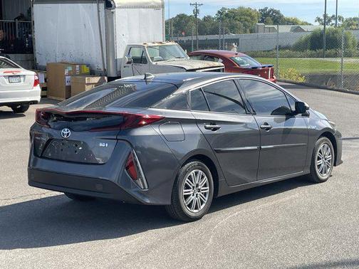 2018 Toyota Prius Prime 
