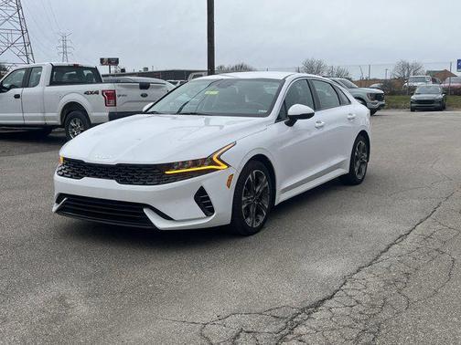 2022 Kia K5 LXS