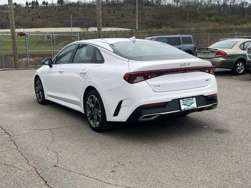 2022 Kia K5 LXS