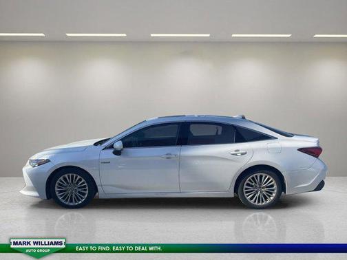 2020 Toyota Avalon Hybrid Limited