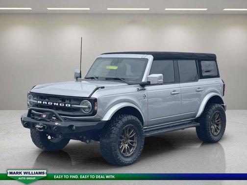 2022 Ford Bronco Outer Banks