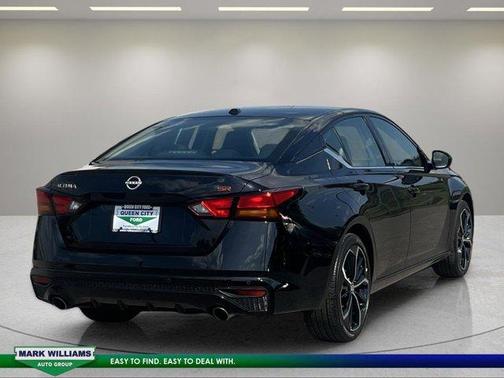 Black 2025 Nissan Altima SR