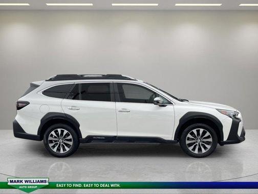 Crystal White Pearl 2023 Subaru Outback Touring
