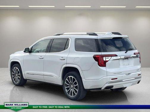 2022 GMC Acadia Denali