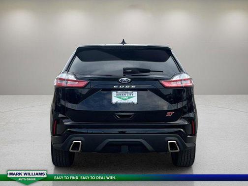 2022 Ford Edge ST