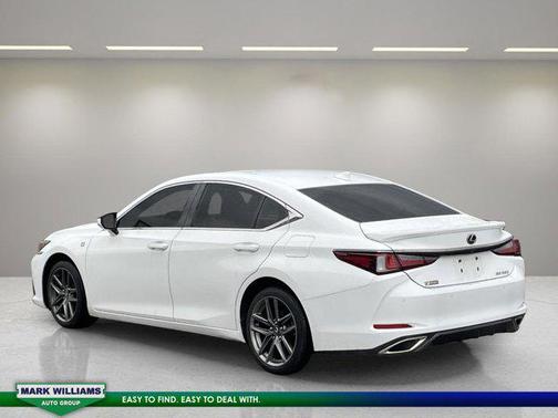 2019 Lexus ES 350 Base