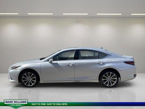 2021 Lexus ES 250 Base
