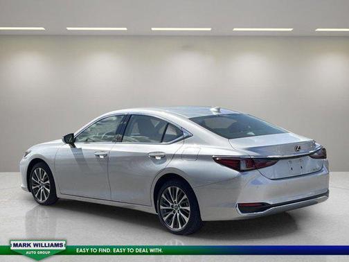 2021 Lexus ES 250 Base
