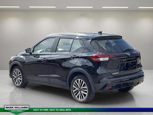 2023 Nissan Kicks SV