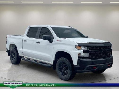 Summit White 2020 Chevrolet Silverado 1500 Custom Trail Boss