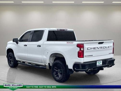 Summit White 2020 Chevrolet Silverado 1500 Custom Trail Boss