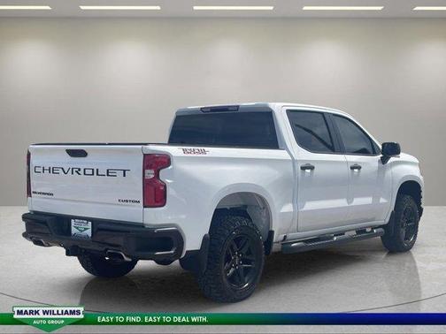 Summit White 2020 Chevrolet Silverado 1500 Custom Trail Boss