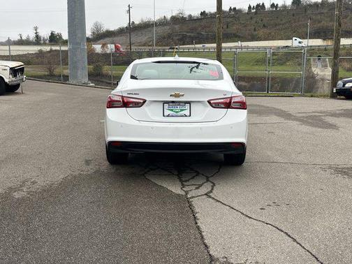 2024 Chevrolet Malibu FWD 2LT