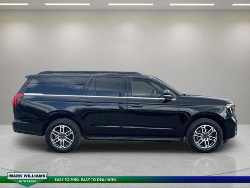 2025 Ford Expedition Max Active 4x4