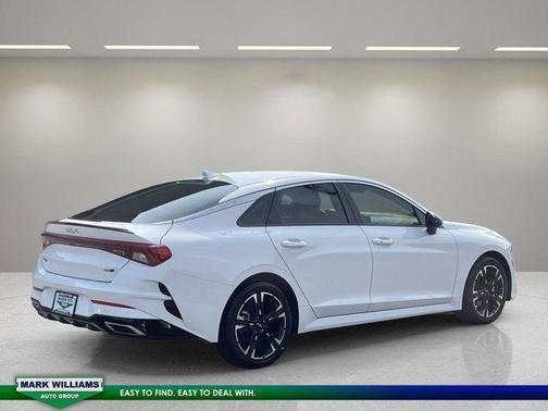 2022 Kia K5 GT-Line