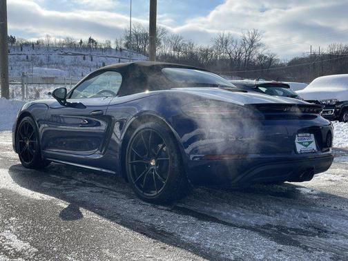 2023 Porsche 718 Boxster 