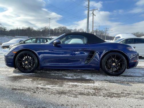 2023 Porsche 718 Boxster 