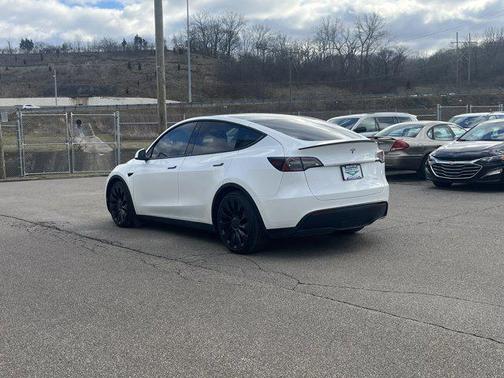 2022 Tesla Model Y Performance Dual Motor All-Wheel Drive