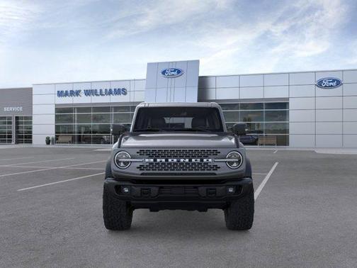 Carbonized Gray 2025 Ford Bronco Badlands