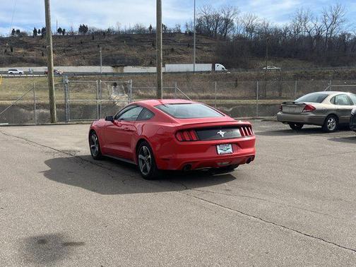 2016 Ford Mustang V6