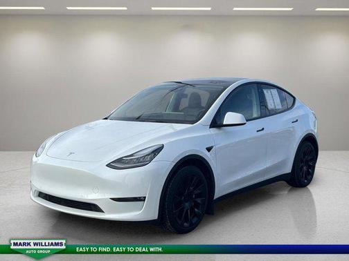 2022 Tesla Model Y Long Range Dual Motor All-Wheel Drive