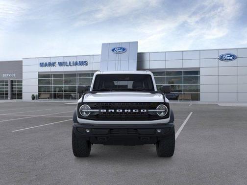 Oxford White 2026 Ford Bronco Outer Banks