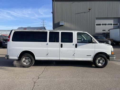 2006 Chevrolet Express 3500 Base