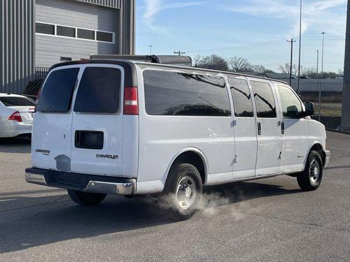 2006 Chevrolet Express 3500 Base