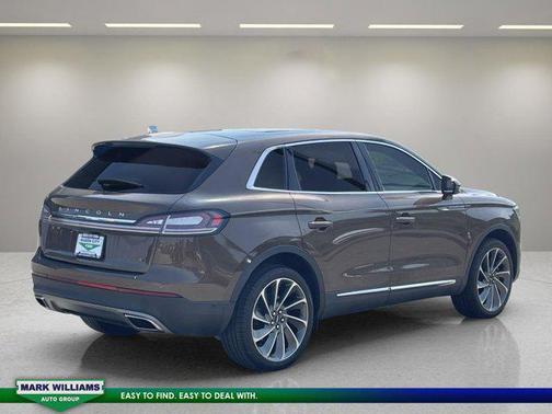 2022 Lincoln Nautilus Reserve