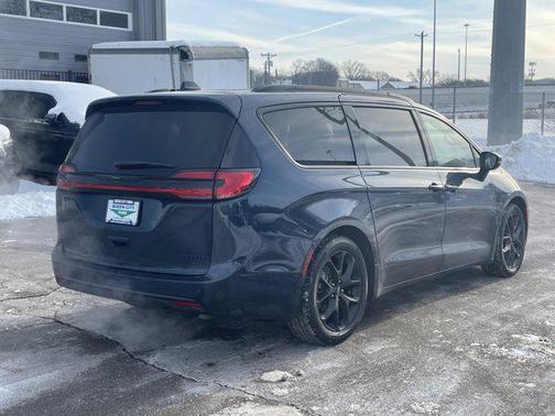 2025 Chrysler Pacifica Limited