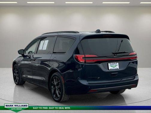 2025 Chrysler Pacifica Limited