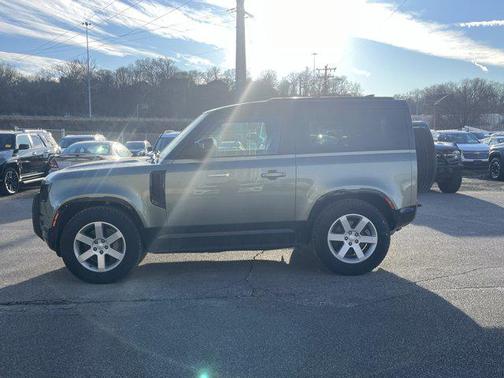 2023 Land Rover Defender 90 X-Dynamic SE